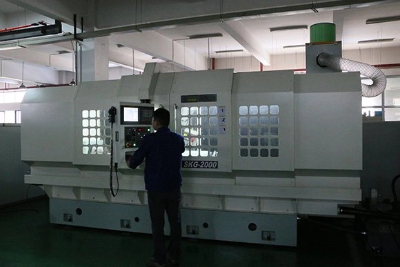 Screw Grinding Machine